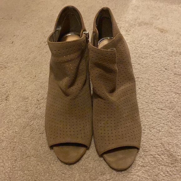 Jessica Simpson peep toe bootie - Picture 2 of 4